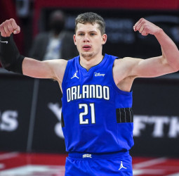 Orlando Magic mantiene a Moritz Wagner