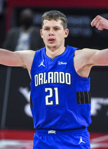 Orlando Magic mantiene a Moritz Wagner