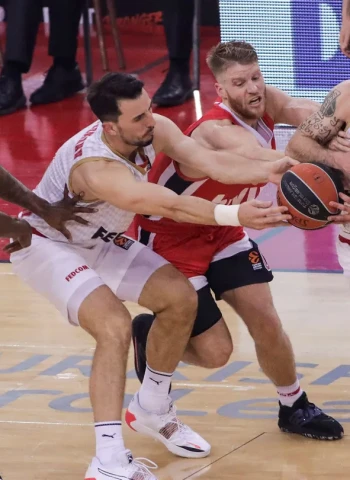 [1-1] El Mónaco empata la serie destruyendo al Olympiacos (72-96)