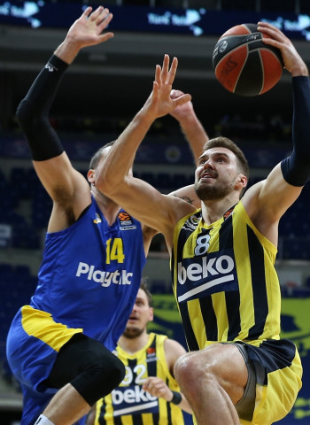 El Estrella Roja intentará el fichaje de Marko Guduric