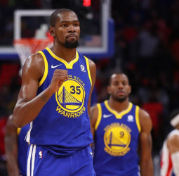Kevin Durant y Karl-Anthony Towns, vitales para los suyos