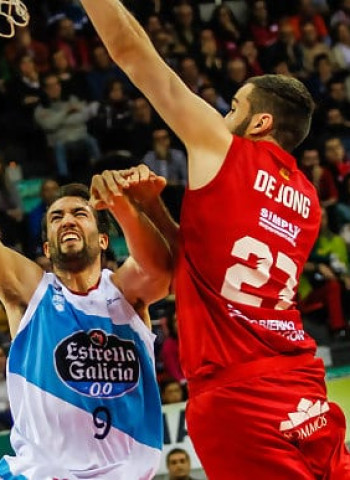 Tecnyconta Zaragoza recupera la sonrisa a golpe de Neal (93-87)