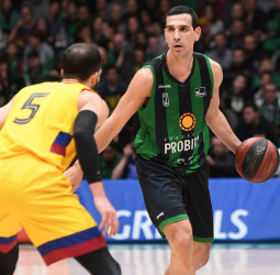 El Joventut no tiene opciones ante el FC Barcelona y continúa su racha negativa (95-80)