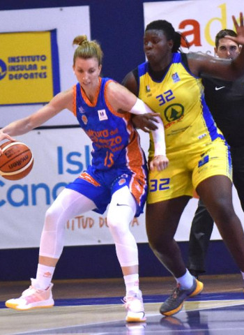 Spar Girona y Valencia Basket se asientan en los primeros puestos