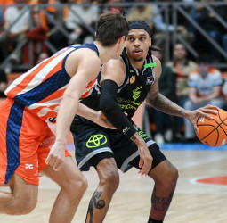 Caleb Homesley lleva al Dreamland Gran Canaria a la victoria en A Coruña (90-98)