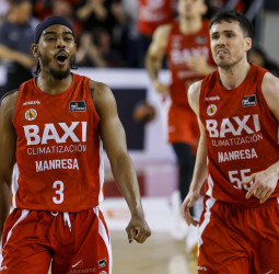 El BAXI Manresa supera al Betis de la mano del Nou Congost (91-84)
