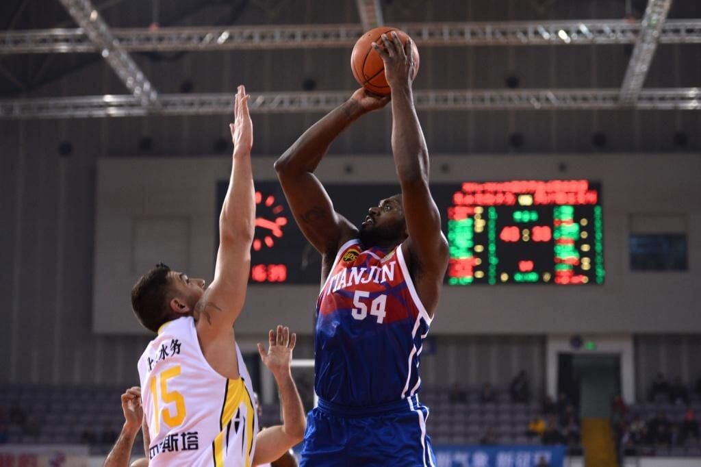Jason Maxiell, el enésimo pívot que suena para el Olympiacos