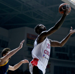 El CSKA se lleva el derbi moscovita (69-78)