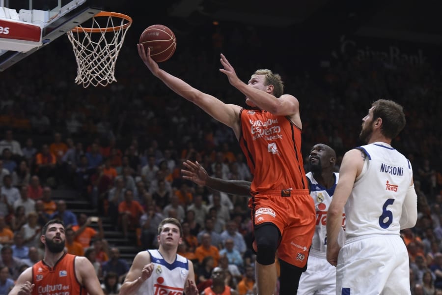 [1-2] La Fonteta deja la Liga Endesa a una sola victoria (81-64)