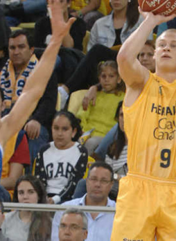 Sasu Salin, en el punto de mira del Unicaja