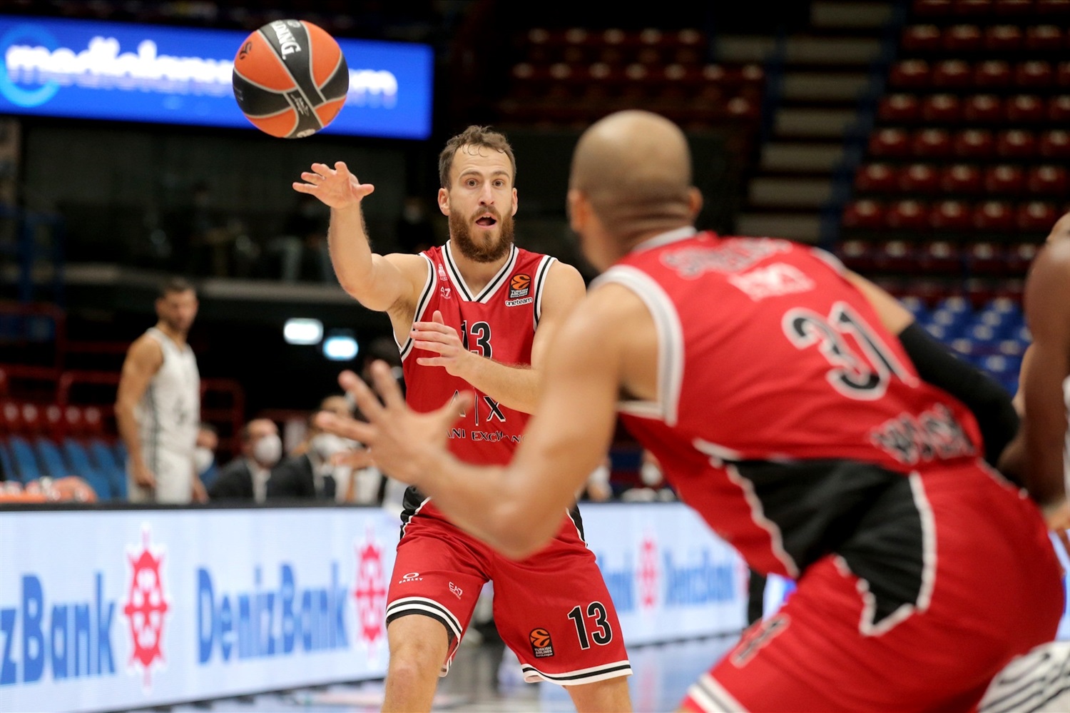 El Armani Milán suma una nueva victoria a costa del ASVEL (87-73)