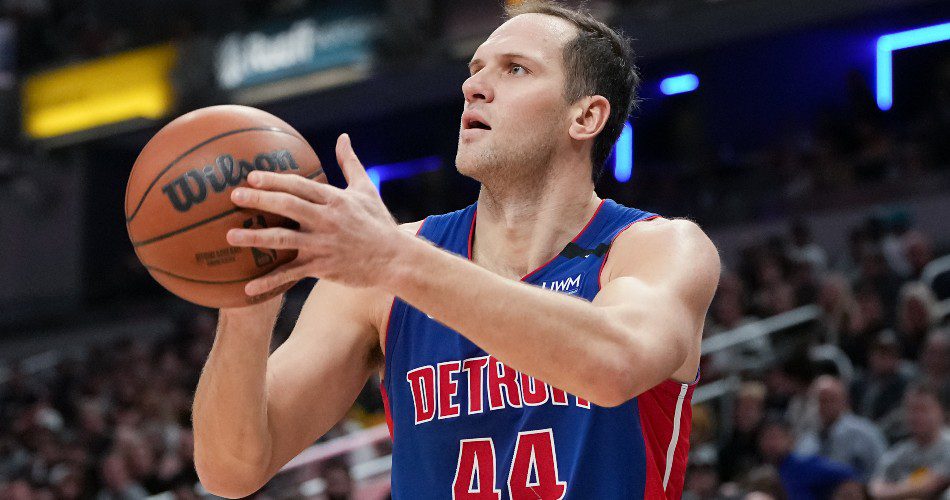 Los Knicks adquieren a Burks y Bogdanovic