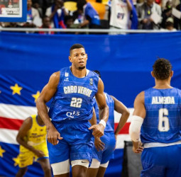 Piratas del Basket con Edy Tavares