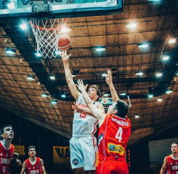 España se cuelga una valiosa plata en Bratislava (62-74)
