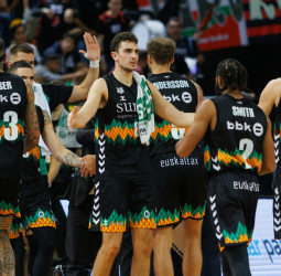 Adam Smith engancha al Surne BB al club del 2-0 (85-70)