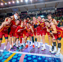 España supera de nuevo a Eslovaquia y ya está en el Eurobasket 2025, 84-71