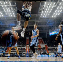 El Fenerbahce logra romper su mala racha de resultados ante el Zenit (65-73)