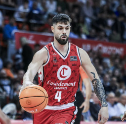 El Casademont Zaragoza logra una agónica victoria ante el Joventut (96-95)