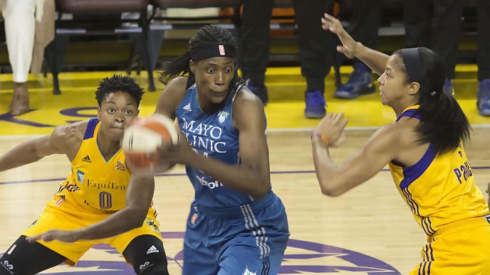 Los Angeles Sparks, a un triunfo del título de WNBA