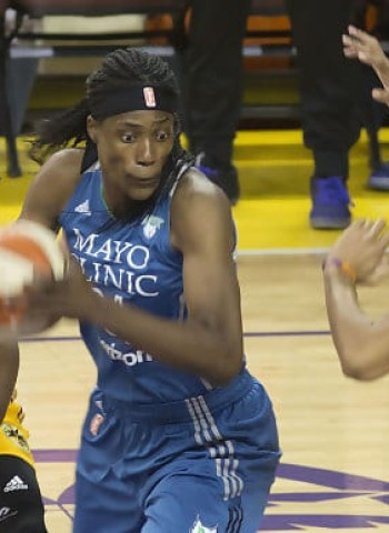 Los Angeles Sparks, a un triunfo del título de WNBA