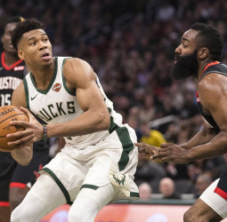 Antetokounmpo se impone a Harden, y nuevo triple-doble sin victoria de Doncic