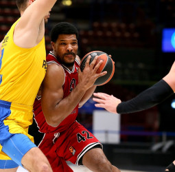 Kyle Hines deja entrever que esta podría ser su última temporada