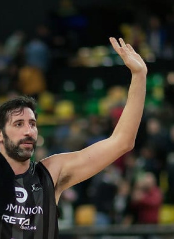 Mumbrú firma uno de los partidos más completos de siempre