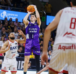La Laguna Tenerife mantiene su imparable trayectoria, 94-86