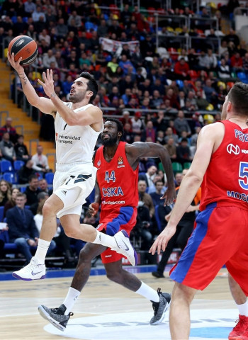 El Madrid tuvo un triple para forzar la prórroga en Moscú (82-78)