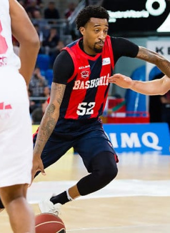 Jordan McRae, baja por una contusión en el hombro izquierdo