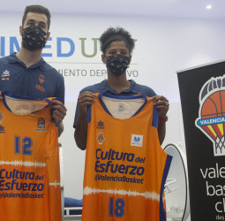 Nikola Kalinic: "Vamos a trabajar muy duro"