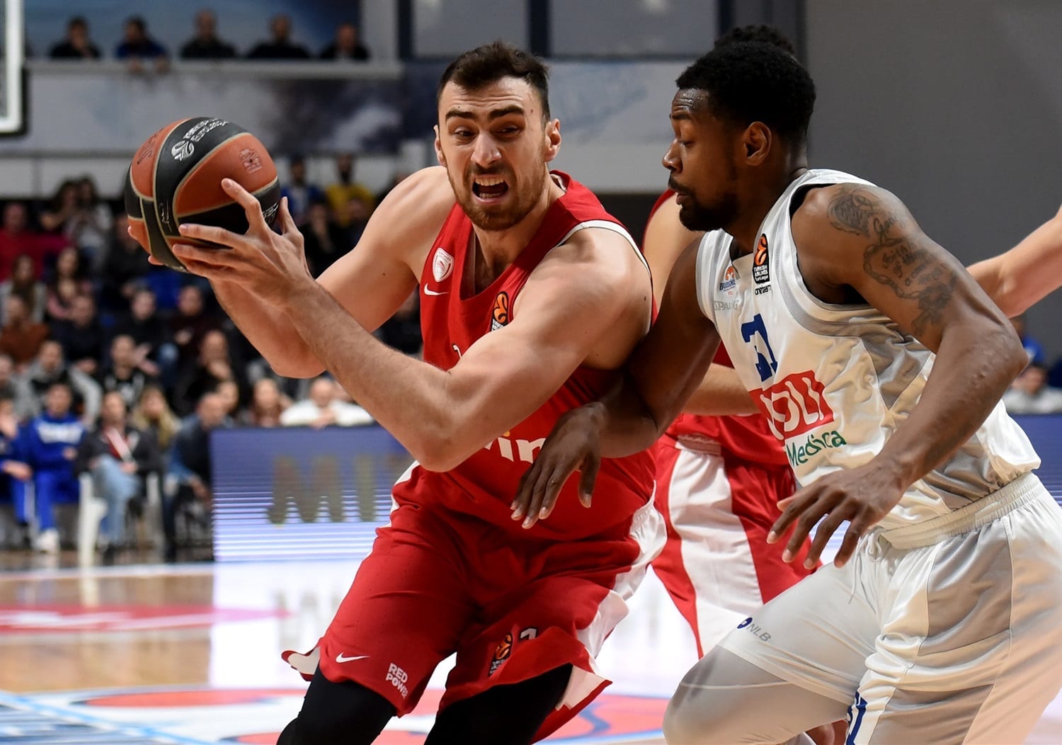 Nikola Milutinov y Olympiacos cierran el acuerdo