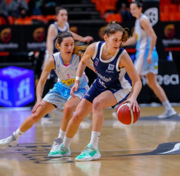 Lointek Gernika llega a semifinales a golpe de coraje (51-55)