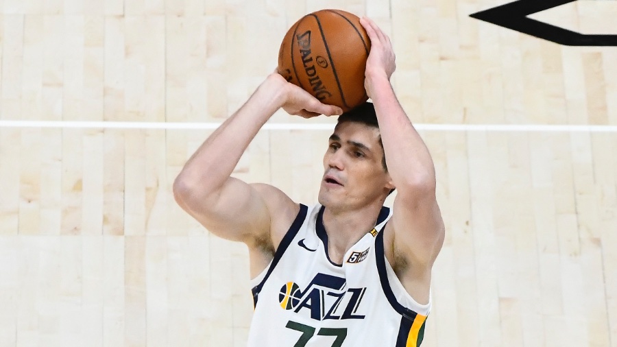 El Anadolu Efes contacta con Ersan Ilyasova