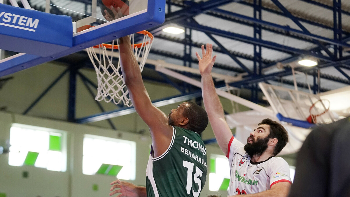 Unicaja no da opción a Coviran Granada (74-118)