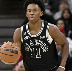 Los San Antonio Spurs rescinde el contrato de Joshua Primo