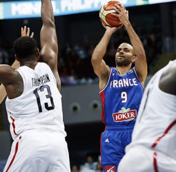 Un sublime Tony Parker le da a Francia el billete olímpico (74-83)