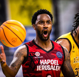 El Hapoel Jerusalem empata la serie en un accidentado encuentro, 94-78