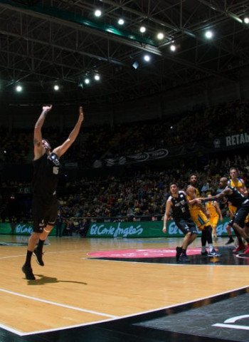 El Herbalife Gran Canaria cae en Miribilla (92-78)