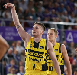 El Zunder Palencia no es capaz de parar la racha del Lenovo Tenerife, 68-89