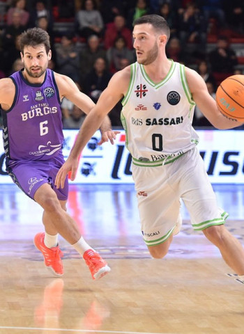 Sassari solicita jugar a puerta cerrada en Burgos