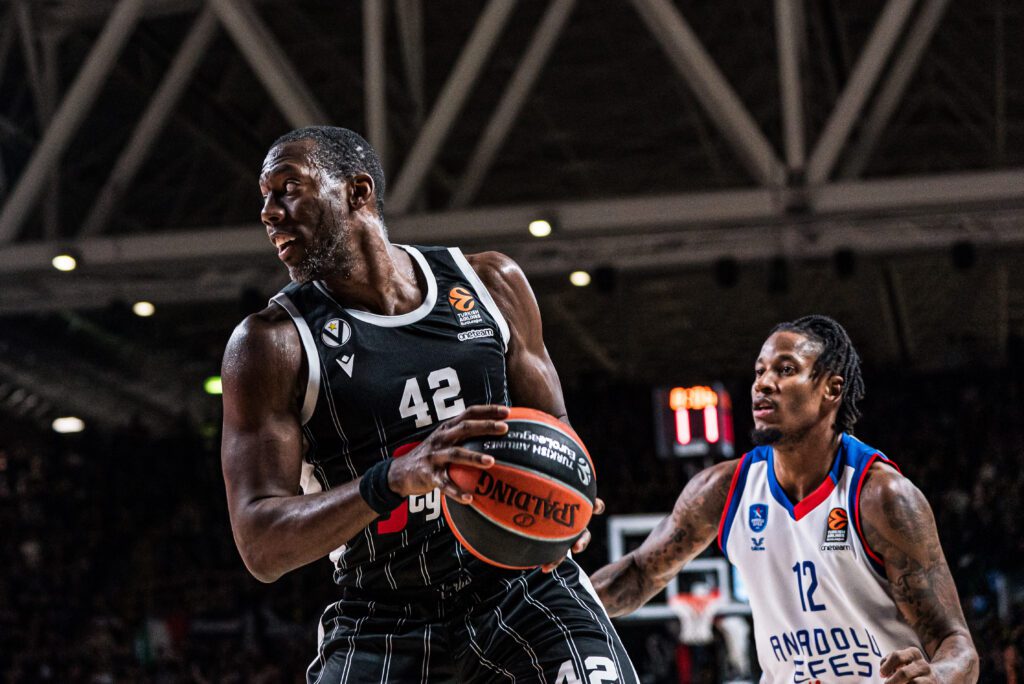 Bryant Dunston y la Virtus Bolonia separan sus caminos