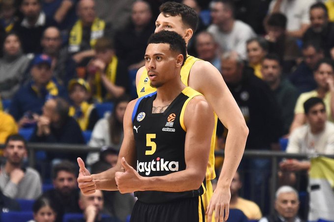 El Maccabi mantiene su racha de victorias en casa, ante el ALBA Berlín, 87-74