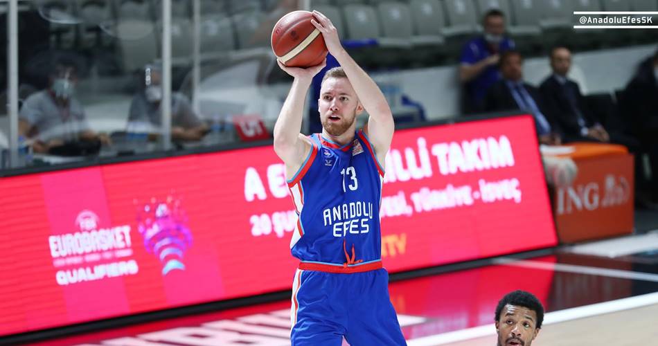 El Anadolu Efes cesa a Dzanan Musa