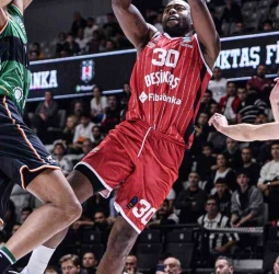 El Joventut mantiene su mala racha también en Europa, 82-76