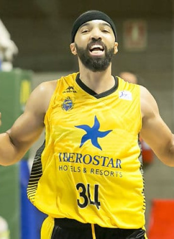 El Iberostar Tenerife renueva a Davin White