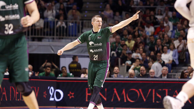 Adam Waczynski apunta a la renovación con el Unicaja Málaga