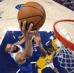 Timberwolves vencen a unos Lakers sin LeBron, que encadenan cuatro derrotas