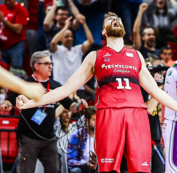Dolor y gloria del Tecnyconta Zaragoza ante Unicaja (72-70)