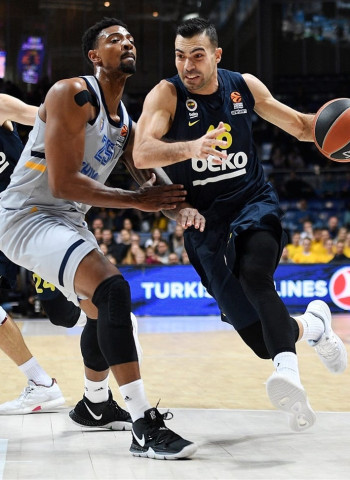 El Khimki corta la larga racha de victorias del Fenerbahce (84-78)
